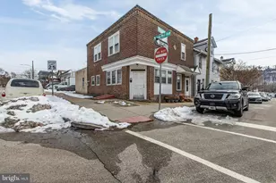 701 Spring Mill Ave, Conshohocken, PA 19428 - Photo 1