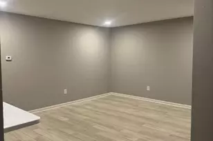 319 Meadowview Ln, Mont Clare, PA 19453 - Photo 7