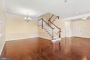 211 Pelham Ct, Flourtown, PA 19031 - Photo 3