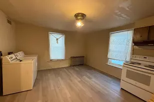 716 E Marshall St, Norristown, PA 19401 - Photo 3