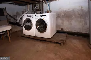 327 Jefferson St, East Greenville, PA 18041 - Photo 29