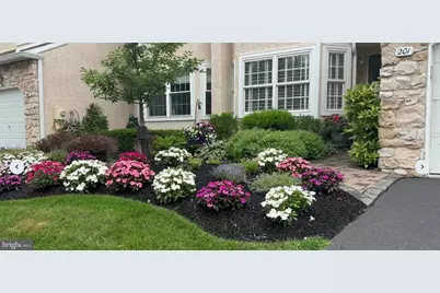 201 Crystal Court, Blue Bell, PA 19422 - Photo 3