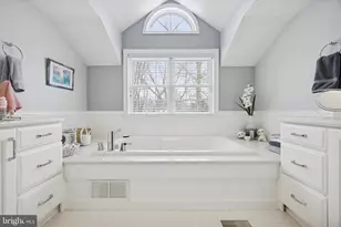 201 Crystal Ct, Blue Bell, PA 19422 - Photo 23