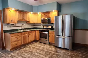 601 Green St, Bridgeport, PA 19405 - Photo 5