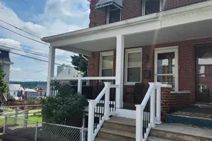 601 Green St, Bridgeport, PA 19405 - Photo 3