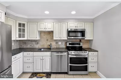 22 Llanfair Road #1, Ardmore, PA 19003 - Photo 5