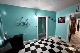 1040 Green St, Norristown, PA 19401 - Photo 3