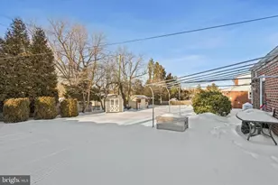 2427 Springview Rd, Norristown, PA 19401 - Photo 15