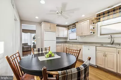 2427 Springview Road, Norristown, PA 19401 - Photo 7