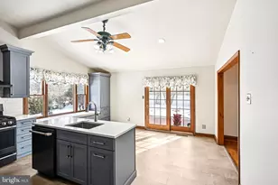 2 Blue Ridge Rd, Plymouth Meeting, PA 19462 - Photo 15