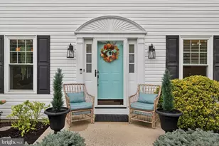 366 Buckingham Cir, Harleysville, PA 19438 - Photo 3