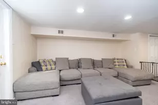 608 Natalie Ln, Norristown, PA 19401 - Photo 23