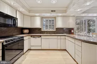 612 Argyle Cir, Wynnewood, PA 19096 - Photo 9