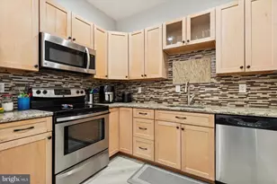 1605 Naomi's Ct, North Wales, PA 19454 - Photo 7