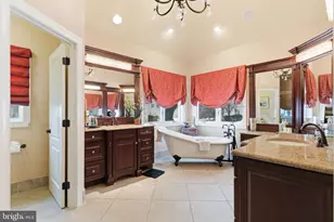 128 Inverness Dr, Blue Bell, PA 19422 - Photo 21