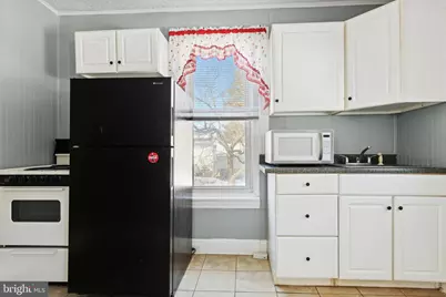 24 E 5th Street #REAR, Pottstown, PA 19464 - Photo 5