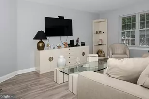 1513 Whitpain Hills, Blue Bell, PA 19422 - Photo 5