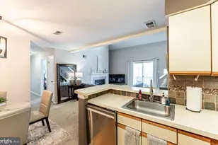 1012 Foxmeadow Dr, Royersford, PA 19468 - Photo 15