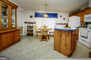 268 Williams Ln, Red Hill, PA 18076 - Photo 9