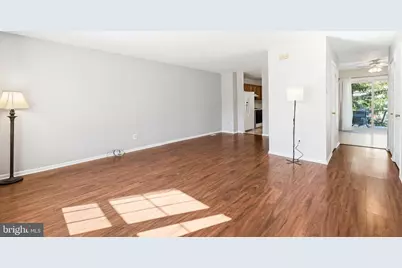 803 Treetop, Norristown, PA 19403 - Photo 5