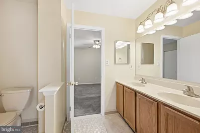 803 Treetop, Norristown, PA 19403 - Photo 17