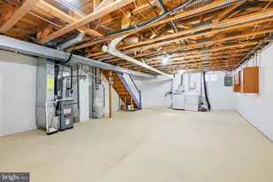 803 Treetop, Norristown, PA 19403 - Photo 19