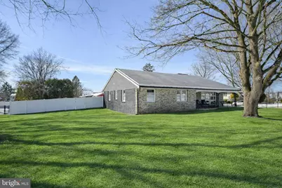 1001 Lakeview Terrace, Pennsburg, PA 18073 - Photo 41