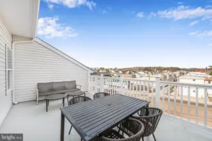 39 E Front St, Bridgeport, PA 19405 - Photo 33