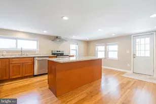 329 Hillcrest Ave, Conshohocken, PA 19428 - Photo 9