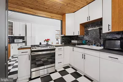 2943 E Walnut Street, Colmar, PA 18915 - Photo 9