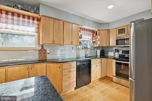 1707 Calamia Dr, Norristown, PA 19401 - Photo 5