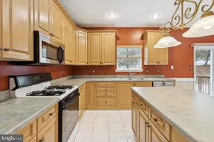 106 Donna Dr, Plymouth Meeting, PA 19462 - Photo 11