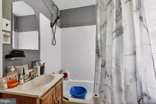 151 W Airy St, Norristown, PA 19401 - Photo 25