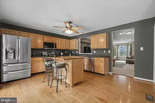 122 Hunt Club Dr, Collegeville, PA 19426 - Photo 7