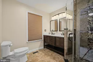 122 Hunt Club Dr, Collegeville, PA 19426 - Photo 17