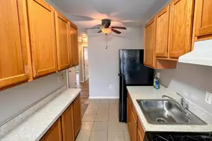 405 E Spruce St, Norristown, PA 19401 - Photo 3