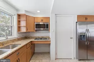 358 Oak Rd, Glenside, PA 19038 - Photo 17