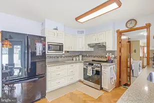 312 Royal Ave, North Wales, PA 19454 - Photo 11