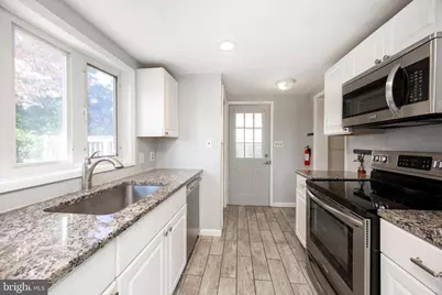 264 Roberts Avenue, Conshohocken, PA 19428 - Photo 3