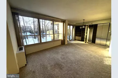 1001 City Avenue #EE-423, Wynnewood, PA 19096 - Photo 9