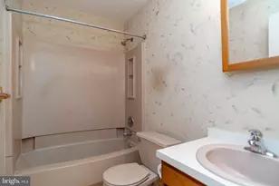 111 Sarahs Ln, Horsham, PA 19044 - Photo 25