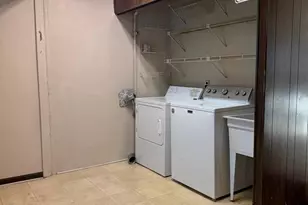 103 Colonial Dr, Norristown, PA 19401 - Photo 17