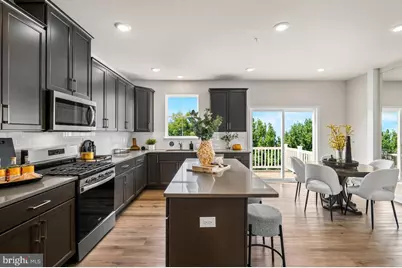 35 E Front Street, Bridgeport, PA 19405 - Photo 5