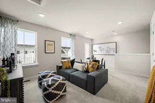 35 E Front St, Bridgeport, PA 19405 - Photo 9