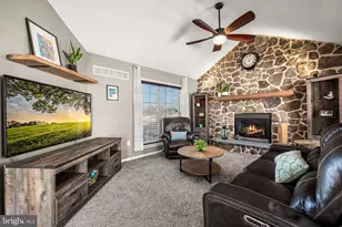 45 Pebble Beach Ln, Pottstown, PA 19464 - Photo 7