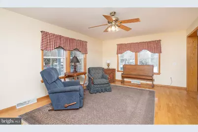 655 S 4th Avenue, Royersford, PA 19468 - Photo 11