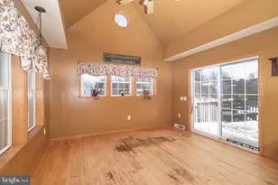 655 S 4th Ave, Royersford, PA 19468 - Photo 17