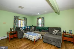 2013 Walters Rd, Green Lane, PA 18054 - Photo 9