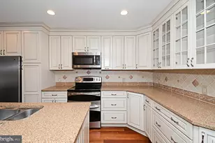 210 Pinecrest Ln, Lansdale, PA 19446 - Photo 13