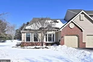 210 Pinecrest Ln, Lansdale, PA 19446 - Photo 1